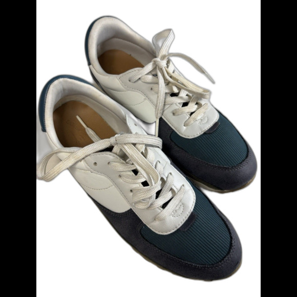 Universal Thread, Men Size 9 Sneakers, Blue & White Flux, Leather Round Toe ￼ - Picture 5 of 7